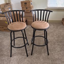 2 Bar Stools 