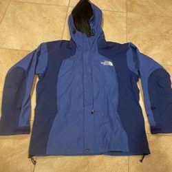 Vintage The North Face Gore-Tex jacket
Retail 
$120