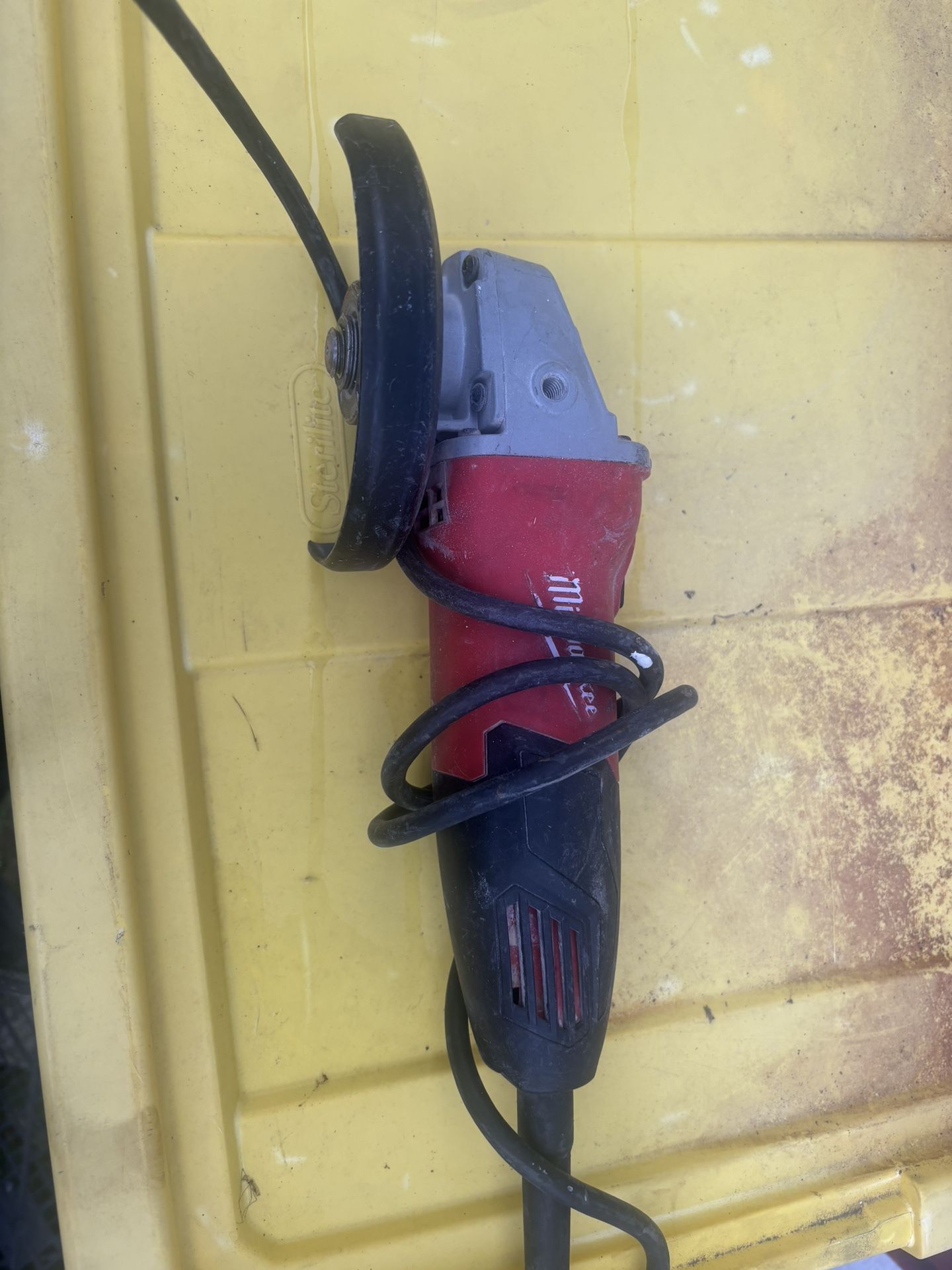 Milwaukee Corded Grinder