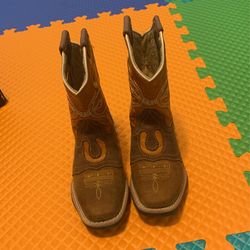 Kids Boots.