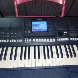 Yamaha Psr A2000 