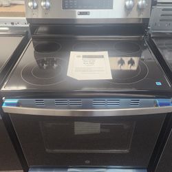 30 in. 5 Burner Element Smart Free- Standing Electric Range in Stainless w/EasyWash Oven Tray & No-Preheat Air Fry