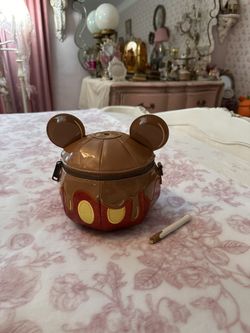 Damaged Brand New Caramel Apple Mickey Loungefly Bag