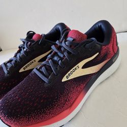 Brooks Ghost Women's Size 9.5 Shoes 