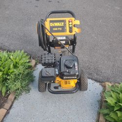 Like New Pressure Washer 