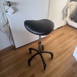 Saddle Style Chair