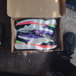 Women's Pumas 