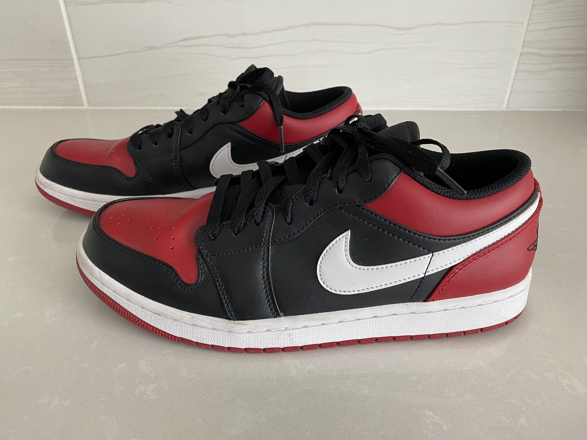 Jordan 1 Low Alternate Bred Toe Sneakers Men’s 10.5