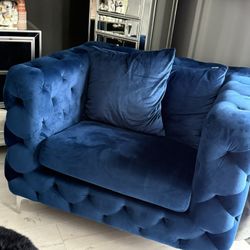 Velvet Chair 