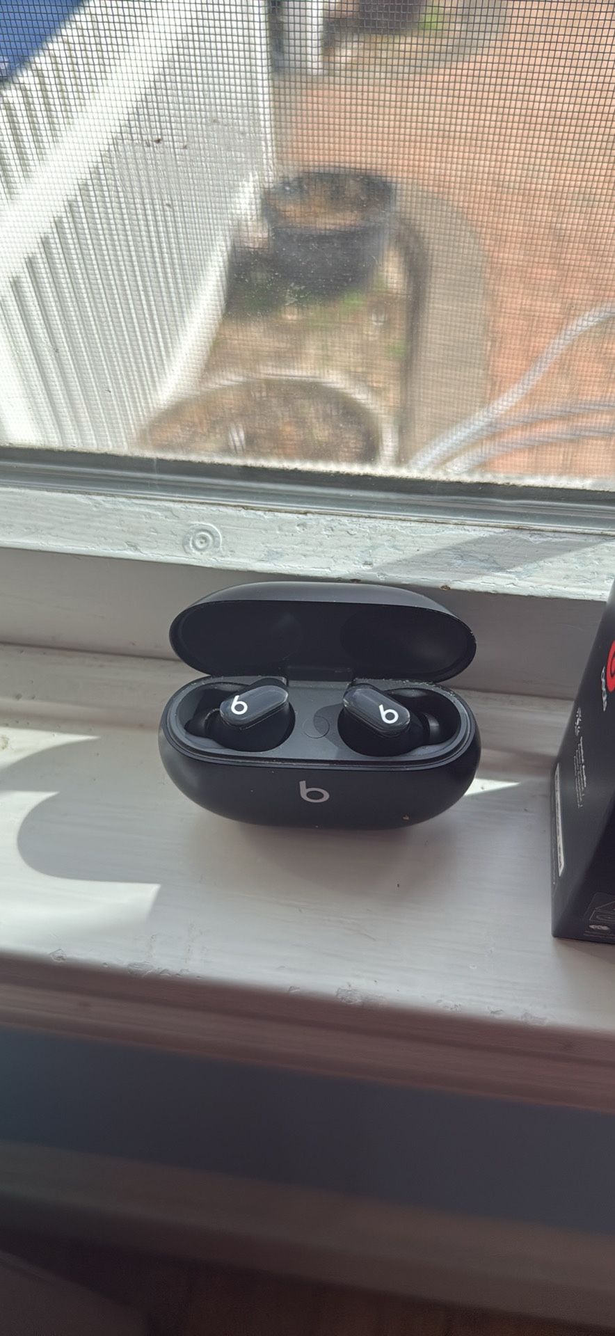 Beats Studios Buds