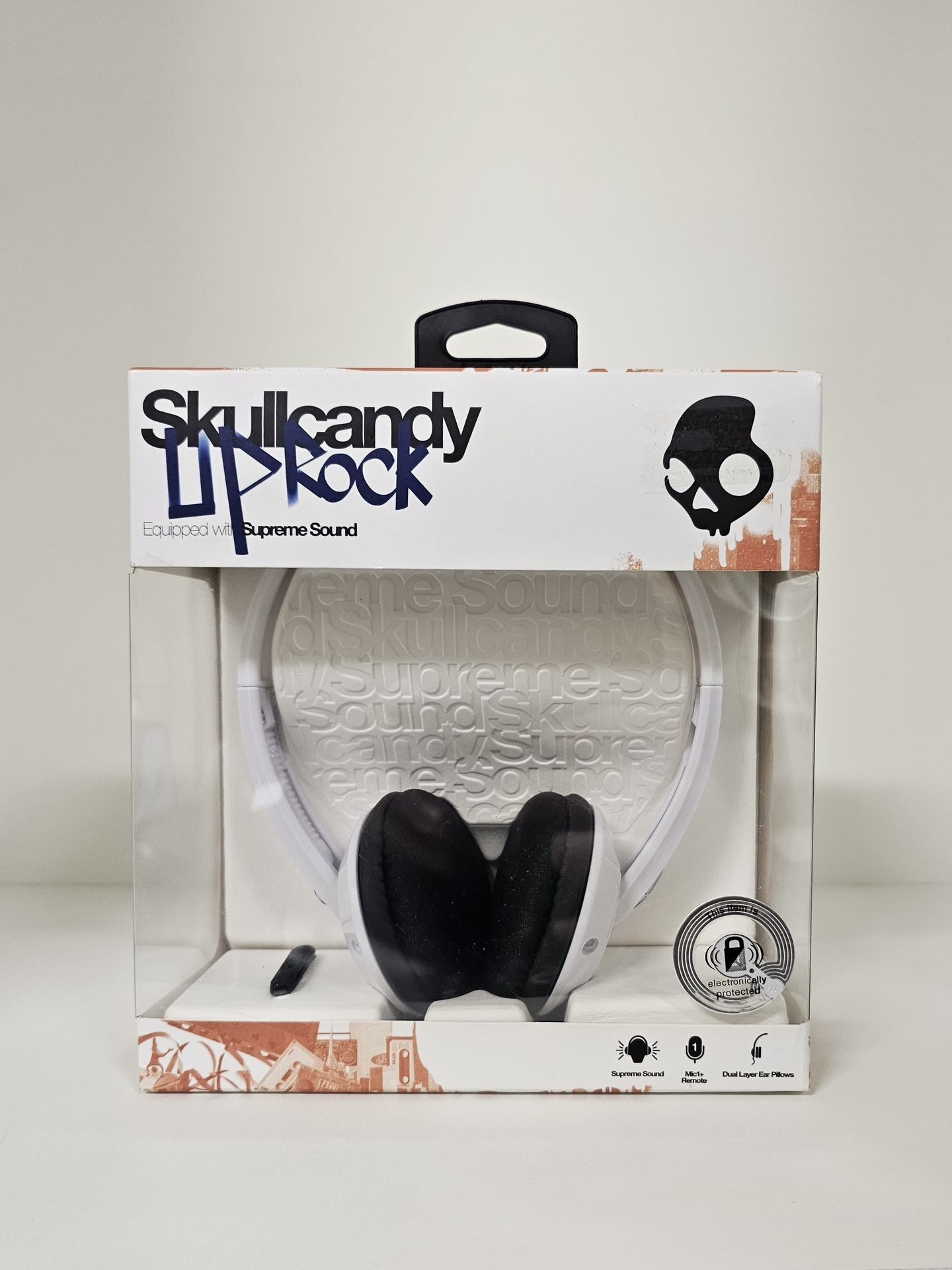 Brand New - Skullcandy Supreme Sound Uprock Mic Headphone in White