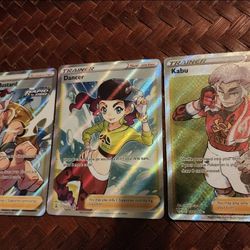 POKEMON SINGLES SALE SATURDAY IN DANVILLE. BLACKHAWK PLAZA  4PM TO 9PM