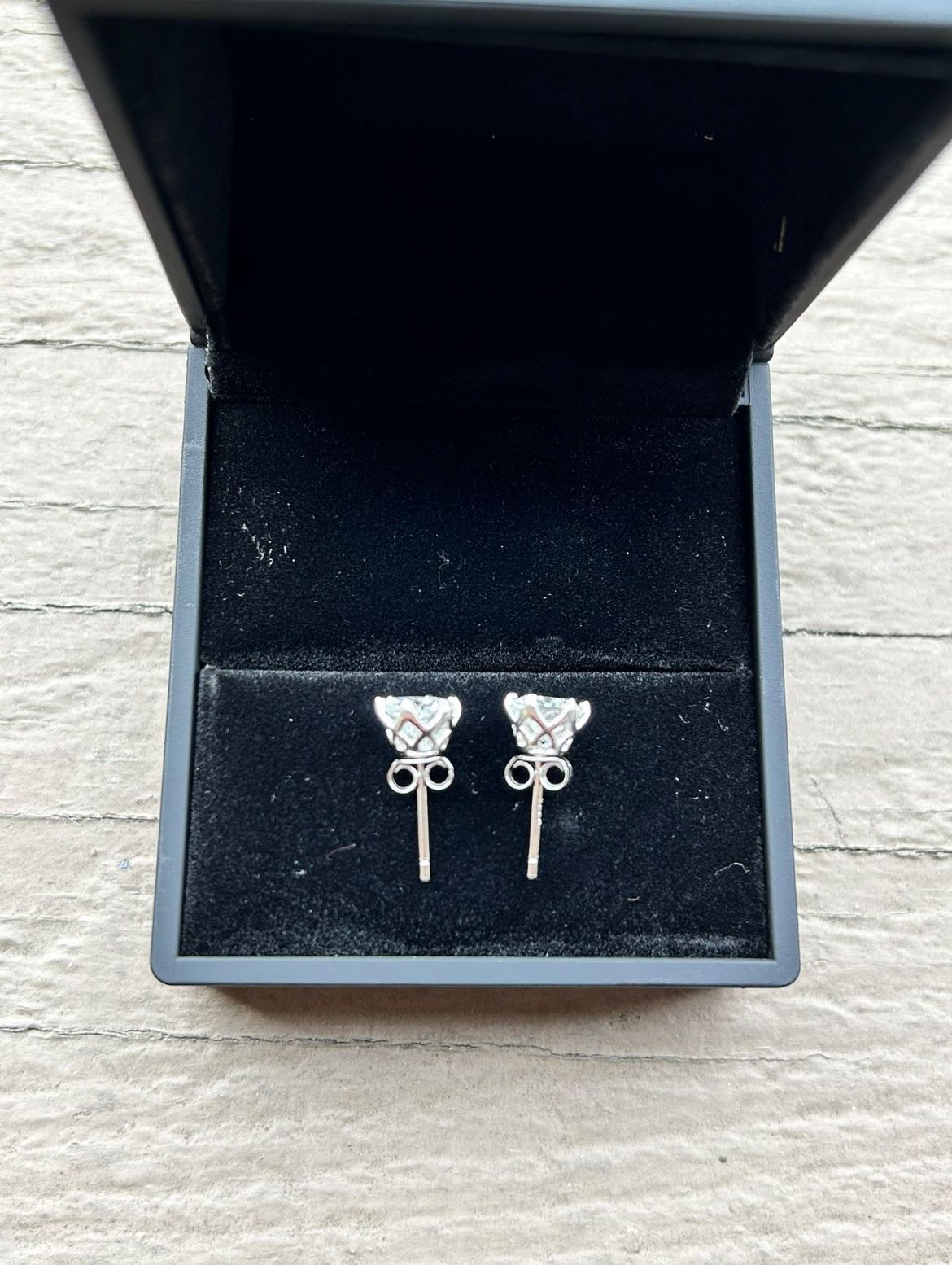 Diamond Earrings 1 carat