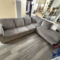 Sectional Couch 