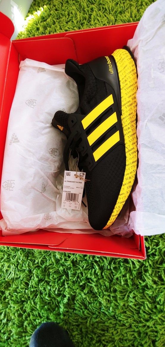 Adidas Ultra boost 5.0 Dna