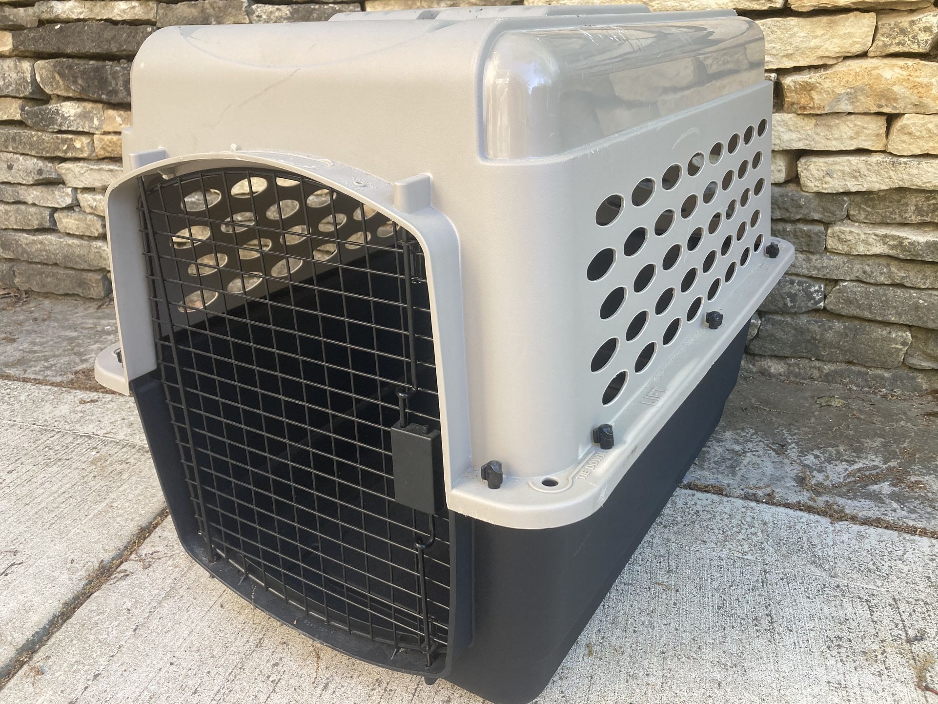 Large Pet / Dog / Cat / Animal Carrier Crate Kennel - Save $$$$
