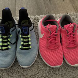 Girl’s Nikes Size 4.5Y