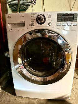 LG front loading dryer with Truesteam $200