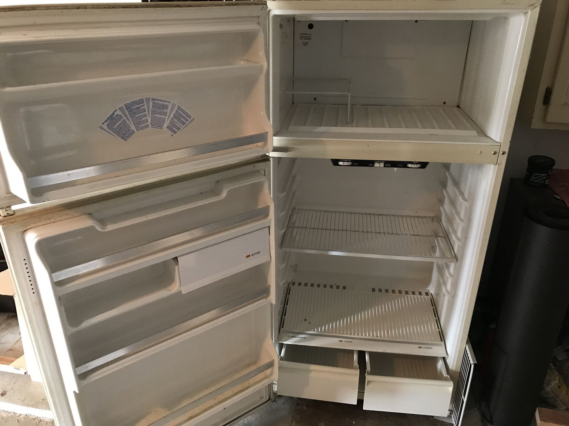 Free kenmore refrigerator / Freezer
