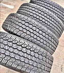 255 65 17 Goodyear tires Con Excelente calidad Las 4