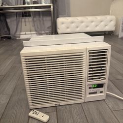 Window A/C Air Conditioner With Heat