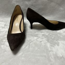 Nine West brown suede Pointed Toe Pump heels size 7.5