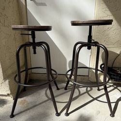 Screw Style Bar Stools (set of 2) - Barely Used