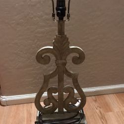 Rustic Traditional Table Lanp