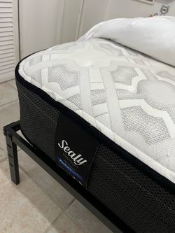 KING BED MATTERS AND FRAME