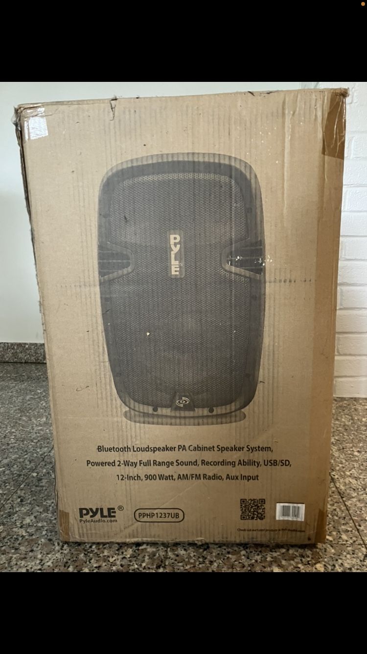 PYLE 12 Bluetooth AM/FM 900 Watt Outdoor Party Speaker