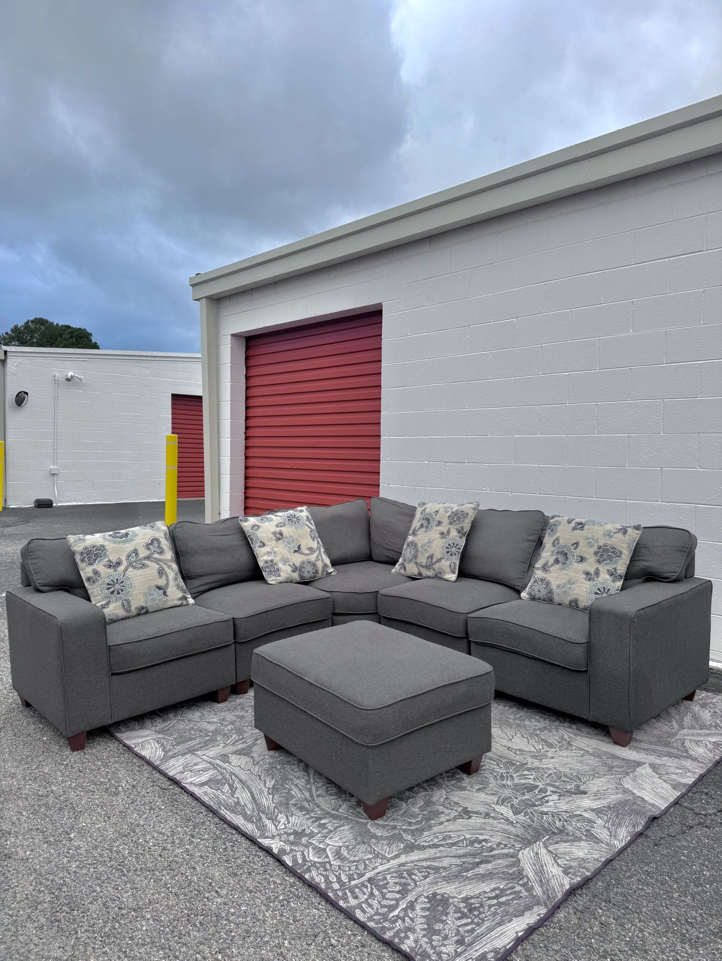 Grey Sectional Couch Sofa with Ottoman