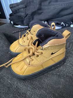 Nike Boots