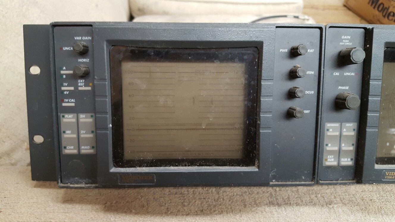 Waveform Monitor & Videotek Vsm-61 & Tsm-51