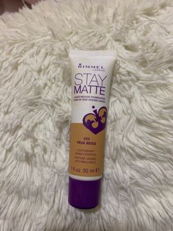 Rimmel stay matte foundation
