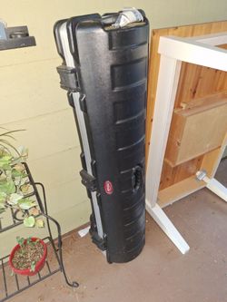 SKB hard shell golf travel cas