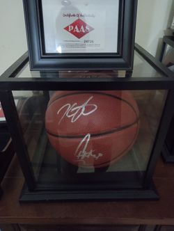 Stephen Curry And Durant Sign Basketball And Play Case For Certificate Of Authenticity
