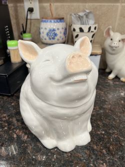 Ceramic pig cookie jar