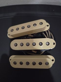 Fender Original '57/'62 Stratocaster Pickup Set - Aged White - Brand New - No Box