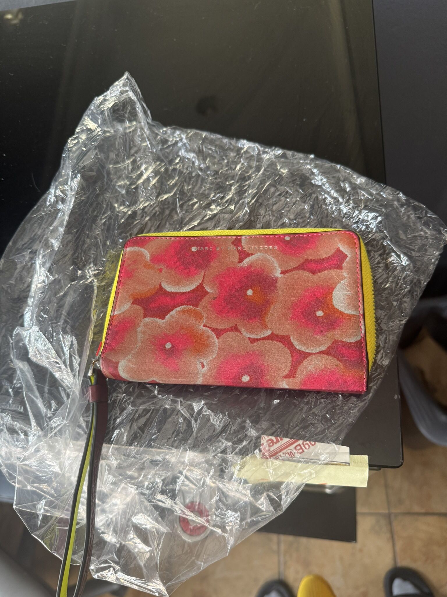 Women Wallet ( Marc By Marc Jacobs