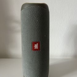 JBL Flip 5 Speaker