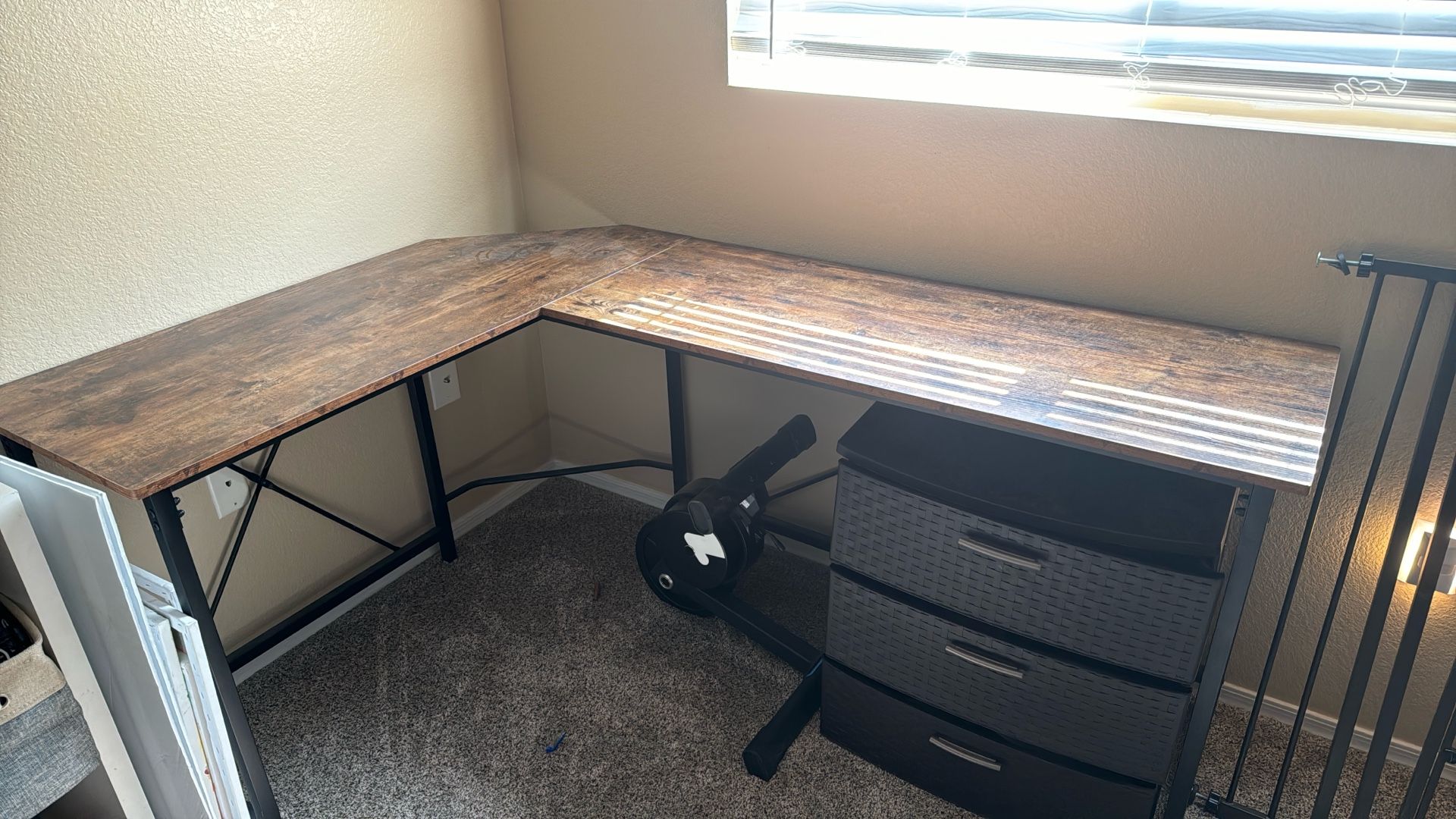desk