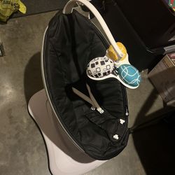 4moms mamaRoo Baby Swing 