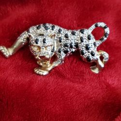 Vintage Rhinestone Eye Panther Leopard Cougar Brooch.
