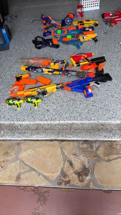 Big Pile Of Nerf Guns