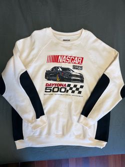 New NASCAR Daytona 500 Crewneck Sweatshirt