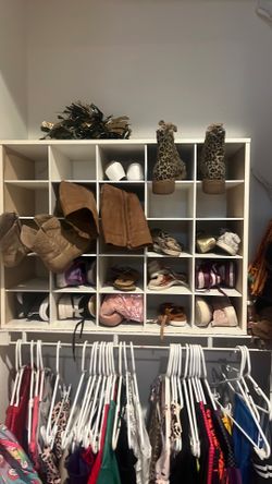 30 Shoe cubby white