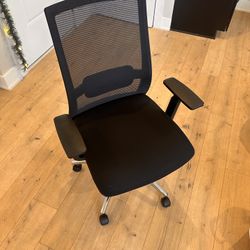 High Mesh Back Rolling Desk Chair