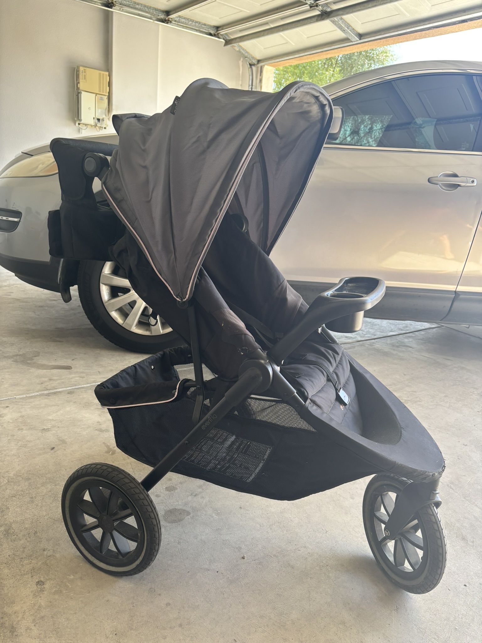 Three Wheel Stroller