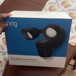 Ring Floodlights Cam Wired Plus