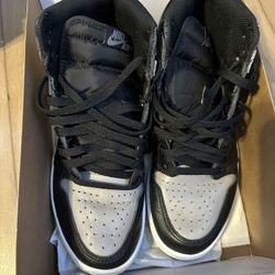 Shadow Jordan 1s Size 8
